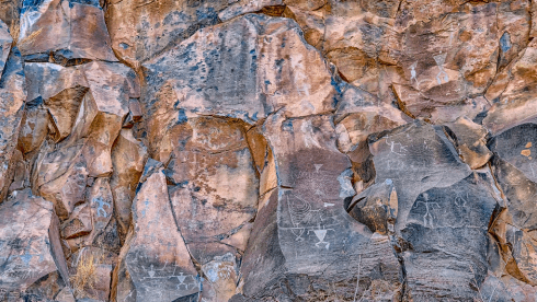 Things To Do Parowan Gap Dinosaur Petroglyphs